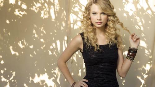 50 Gorgeous Taylor Swift