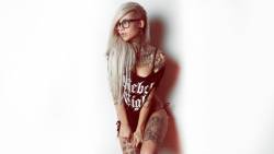 6153 Blondinka 