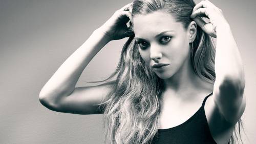Amanda Seyfried 7 1920x1200