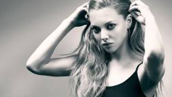 Amanda Seyfried 7 1920x1200