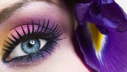 Beautiful Eye Makeup 2560x1600