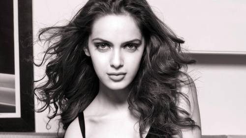 Beautiful Hair Girl