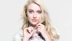 Dakota Fanning 4 1920x1200