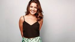 Danielle Campbell 2 1920x1200