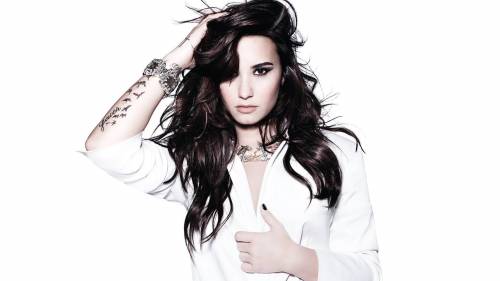 Demi Lovato Brunette