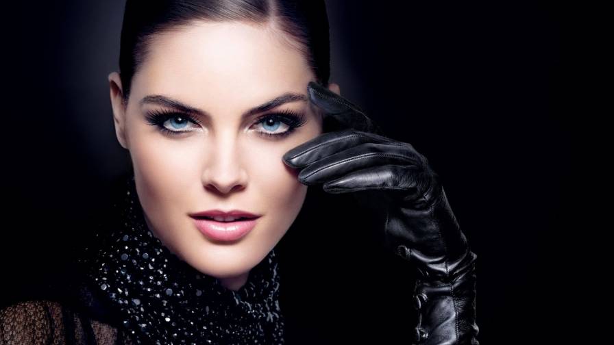 Estee Lauder Blacker Than Black 2560x1600