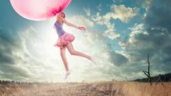 Girl Chewing Gum Ball 1920x1200