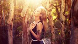 Girl Light Mood