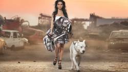 Inna With Dog 2560x1600