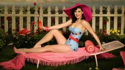 Katy Perry Neh Orange Smile 2560x1600