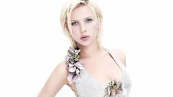 Scarlett Johannson