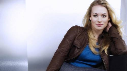 Strahovski Yvonne