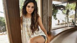 Vanessa Hudgens